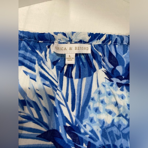 America & Beyond sundress - Picture 2 of 8